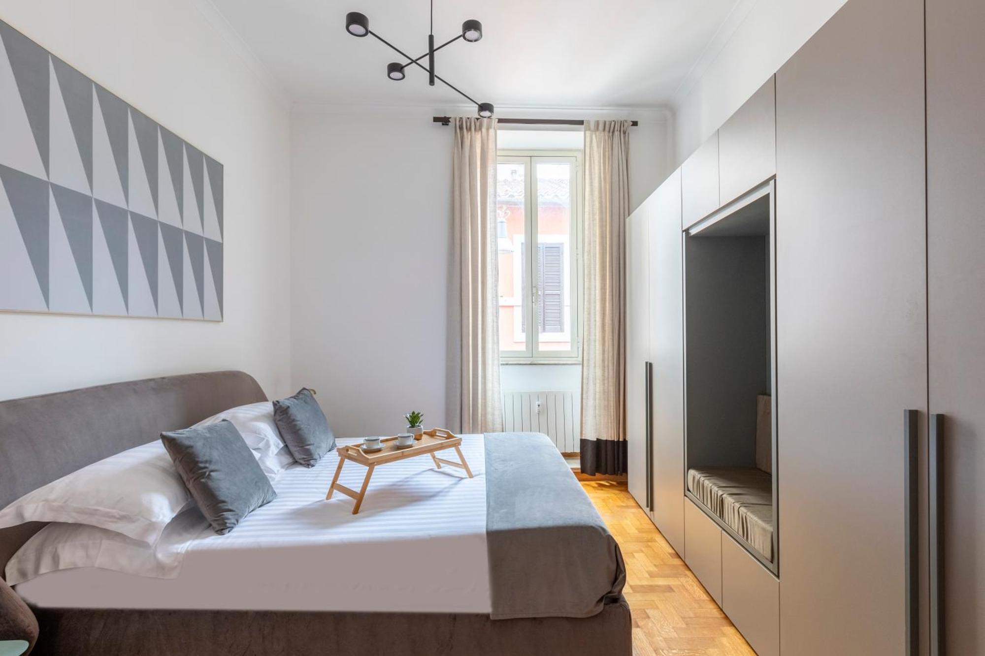 Romac - Condotti Suite By Spanish Steps Exterior photo
